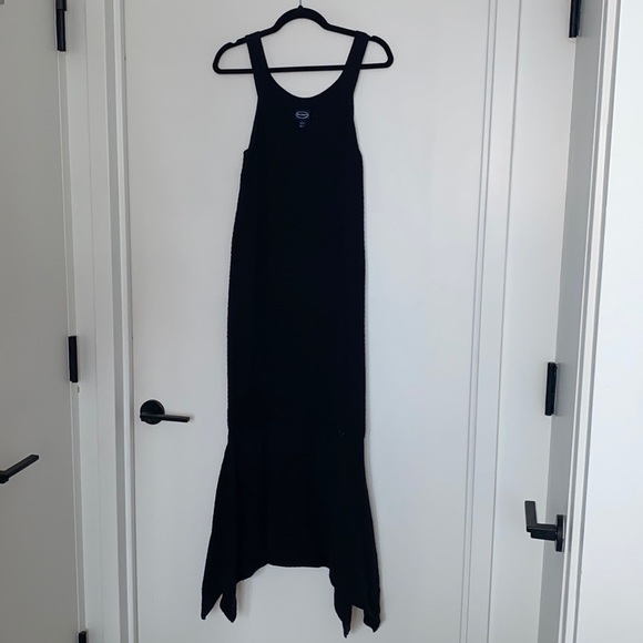 Scoop Dresses & Skirts - Scoop Black Mermaid Style Sleeveless Sweater Dress